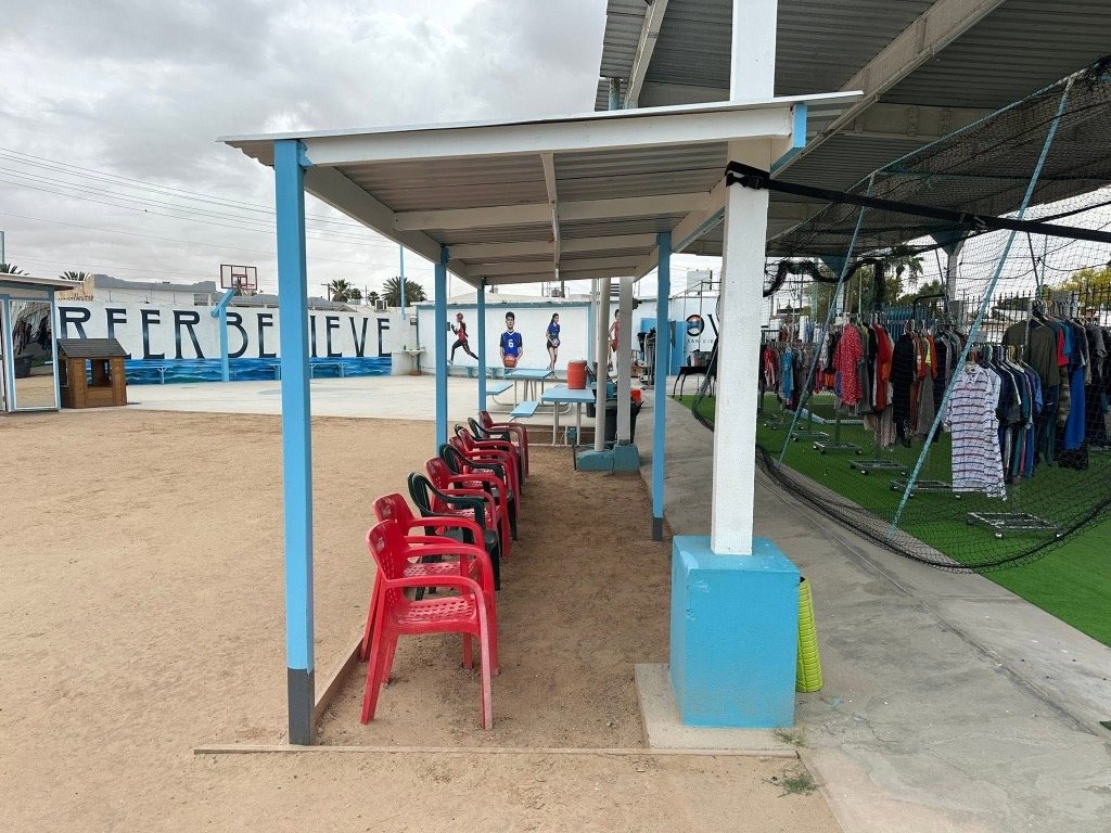 Outdoor clothing racks at Segunda, Oc3anView Ministry’s thrift store in Puerto Peñasco